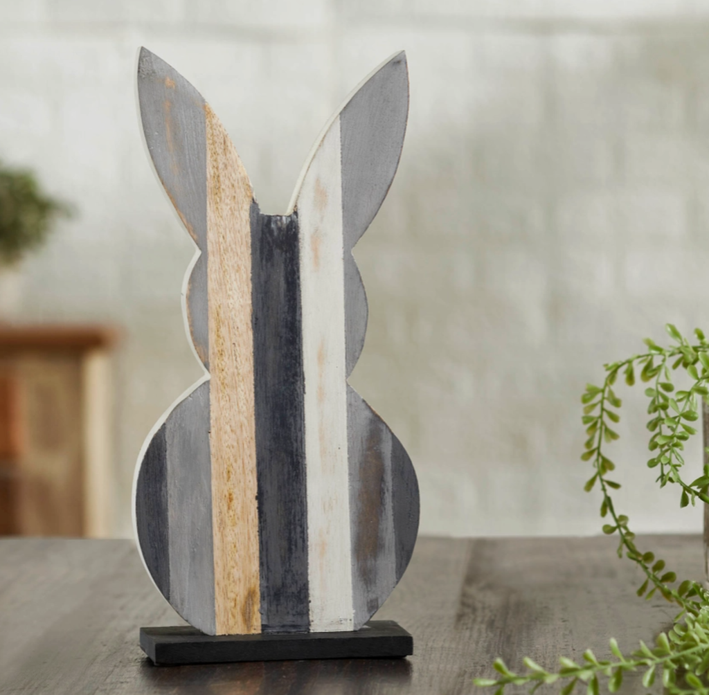 Wooden rabbit