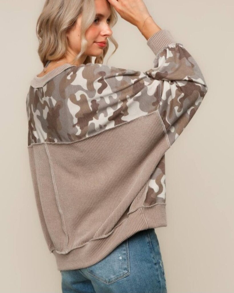 Camo Pullover