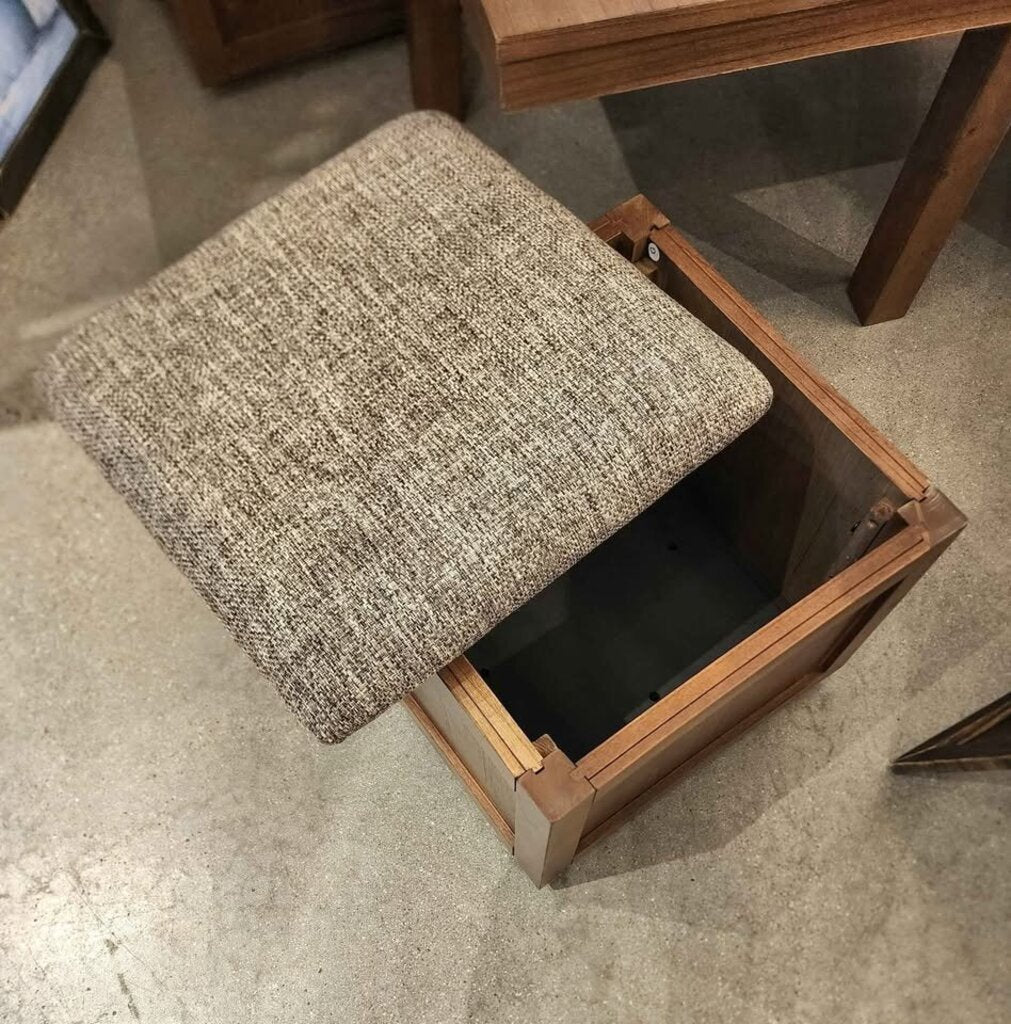 Cocktail Table with Storage & Stools