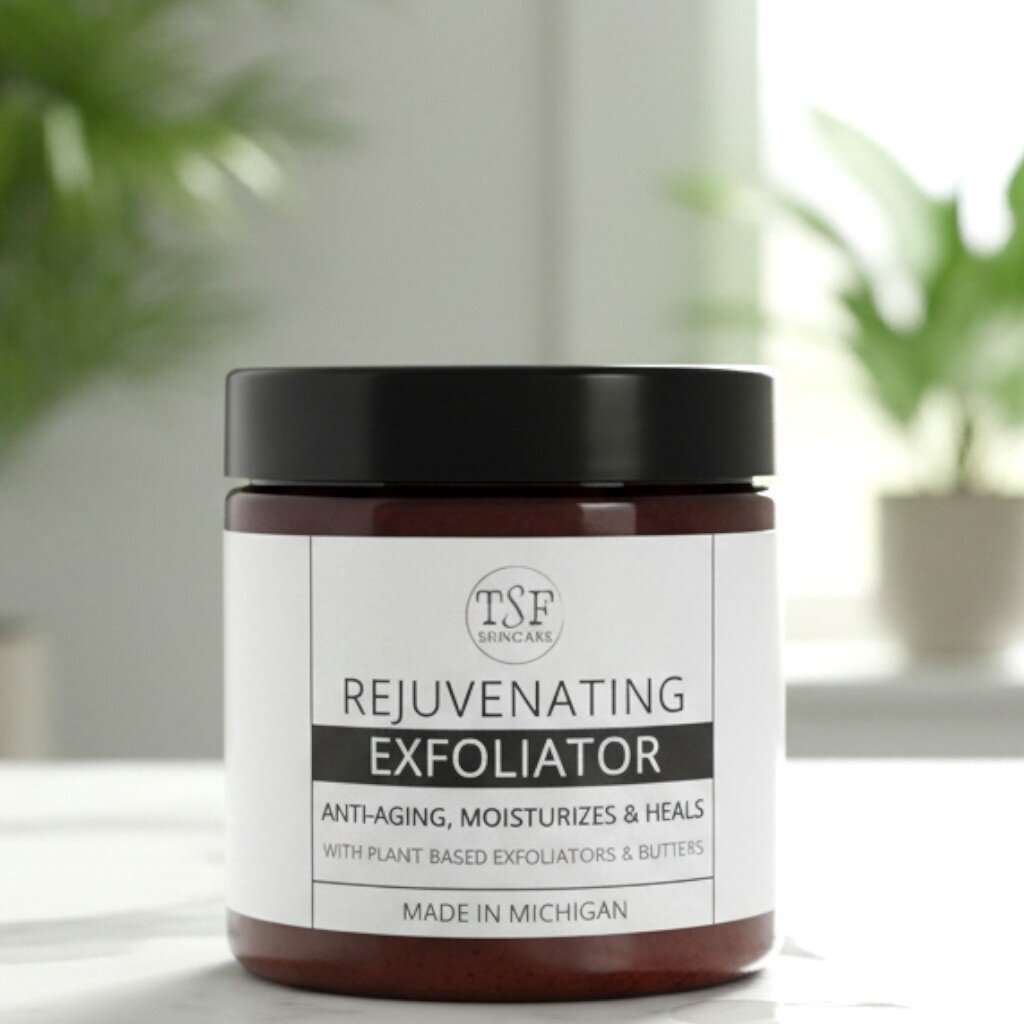 REJUVENATING EXFOLIATOR