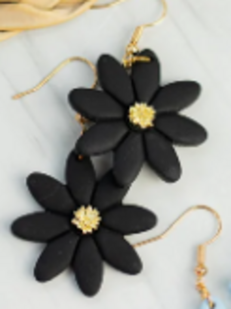 Clay Daisy Dangle