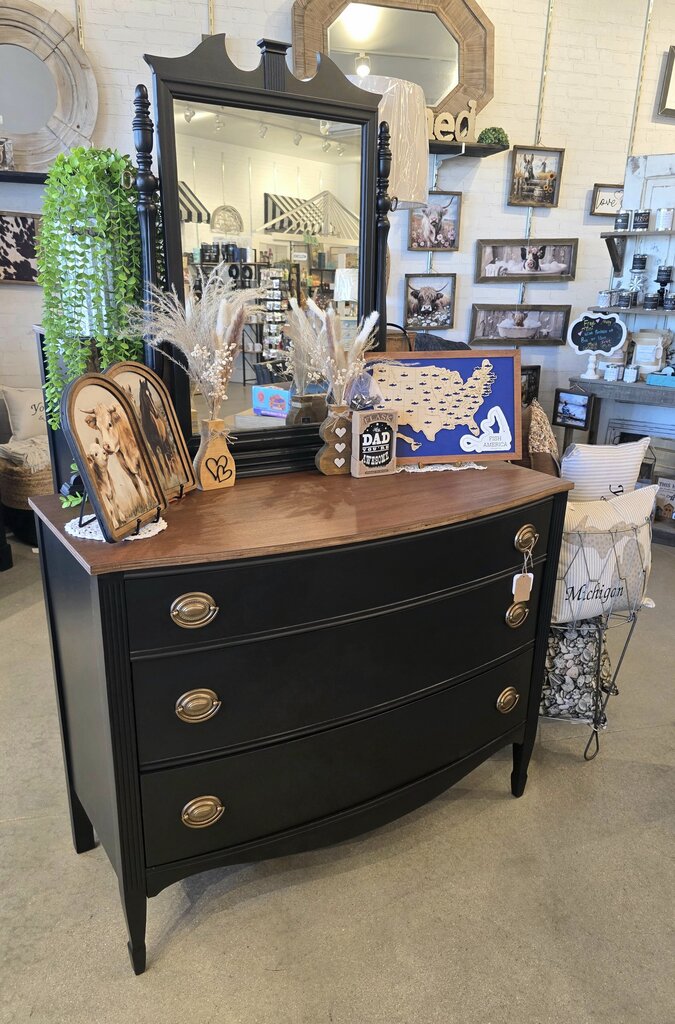 Dresser Black with Mirror Gold Handles
