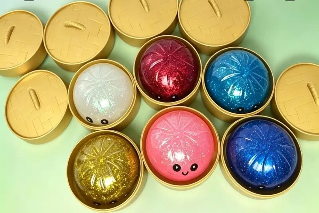 Squishy Glitter Dumpling