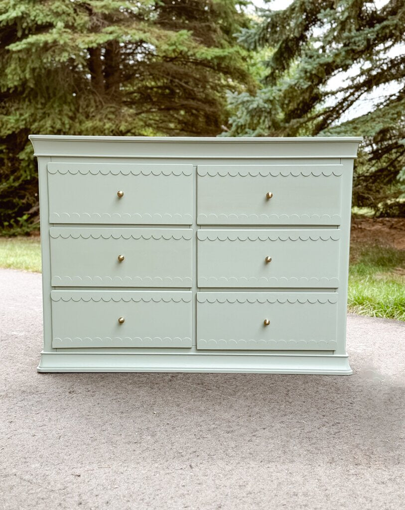 Celtic Fog Scallop Dresser