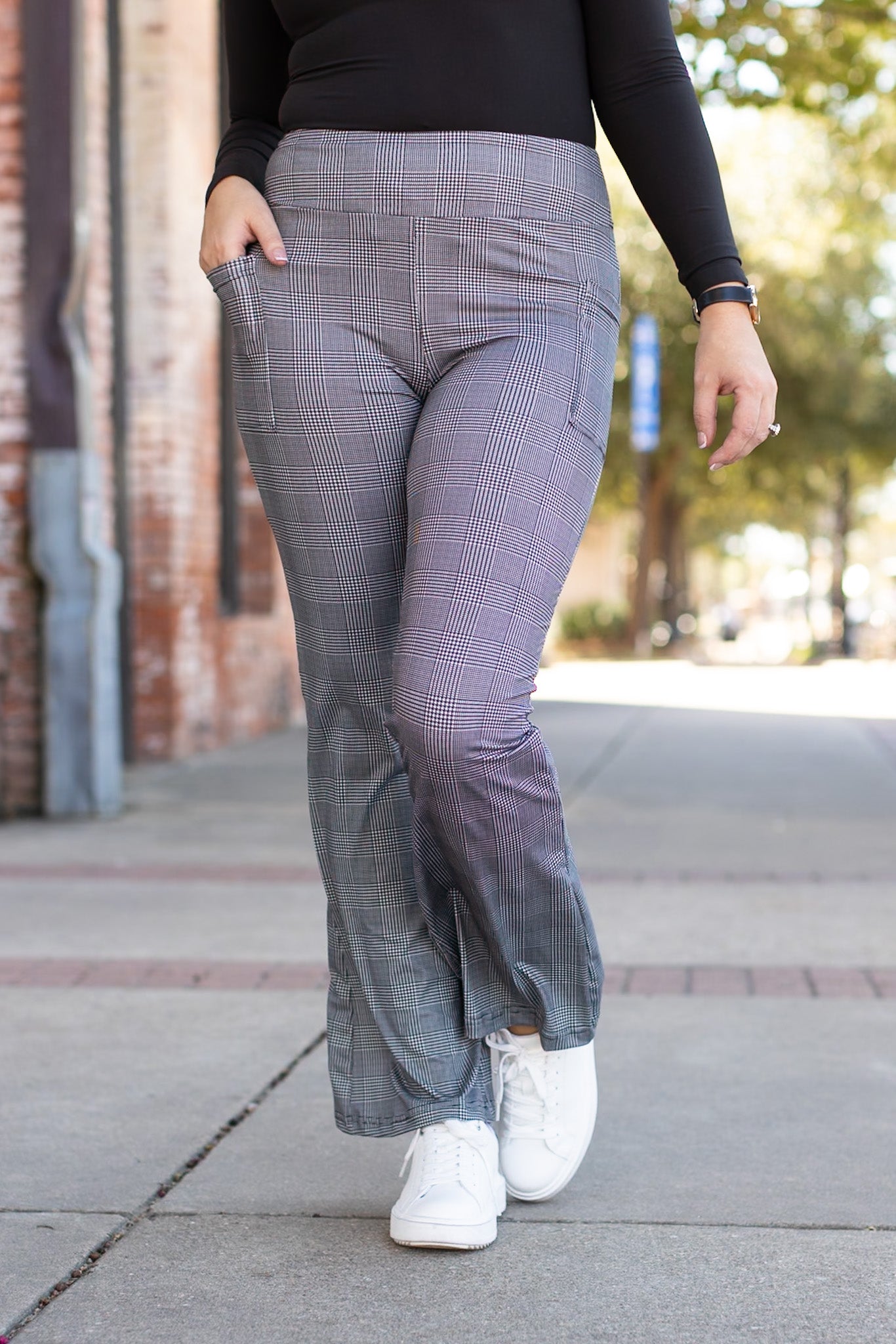 Ready to Ship | The Felicity 30" Plaid Bootcut Leggings