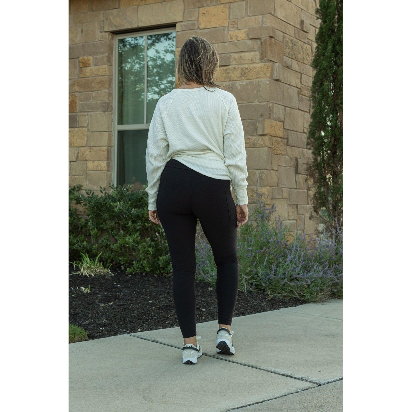 Ready to Ship | The Lilla - Black FLEECE Full Length Leggings with Pockets Round 4 - Luxe Leggings by Julia Rose®