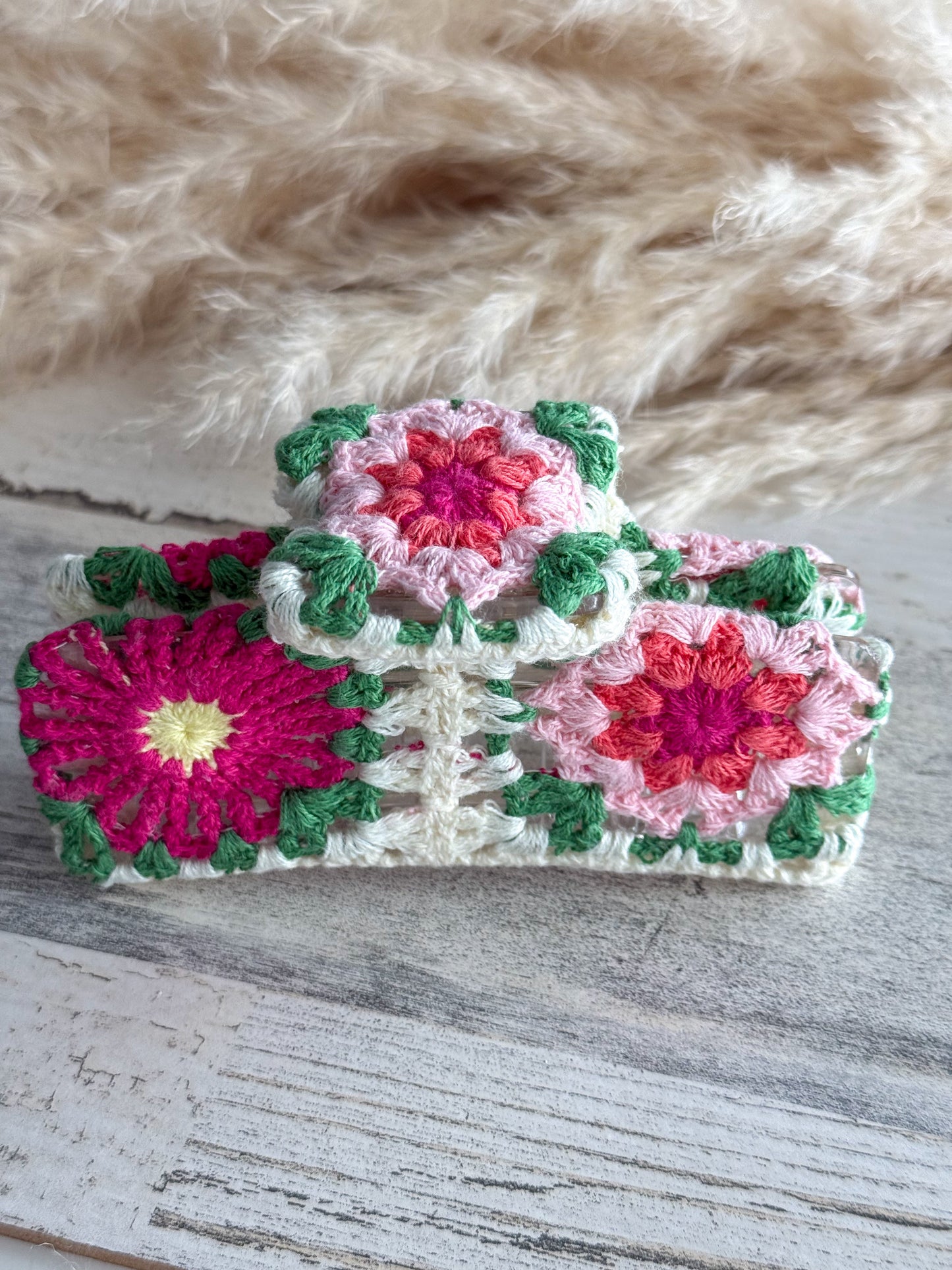 Flower Crochet Dark & Light Pink Hair Claw