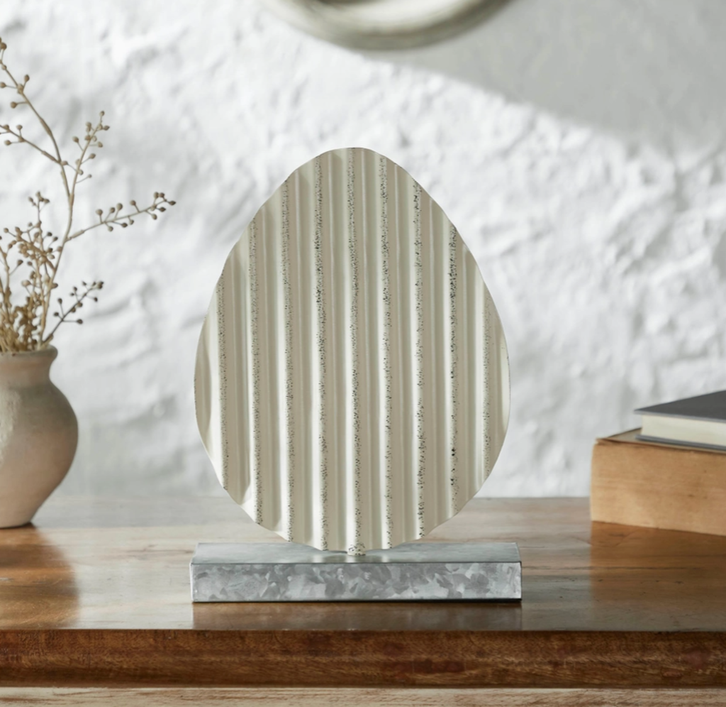 Corrugated metal egg