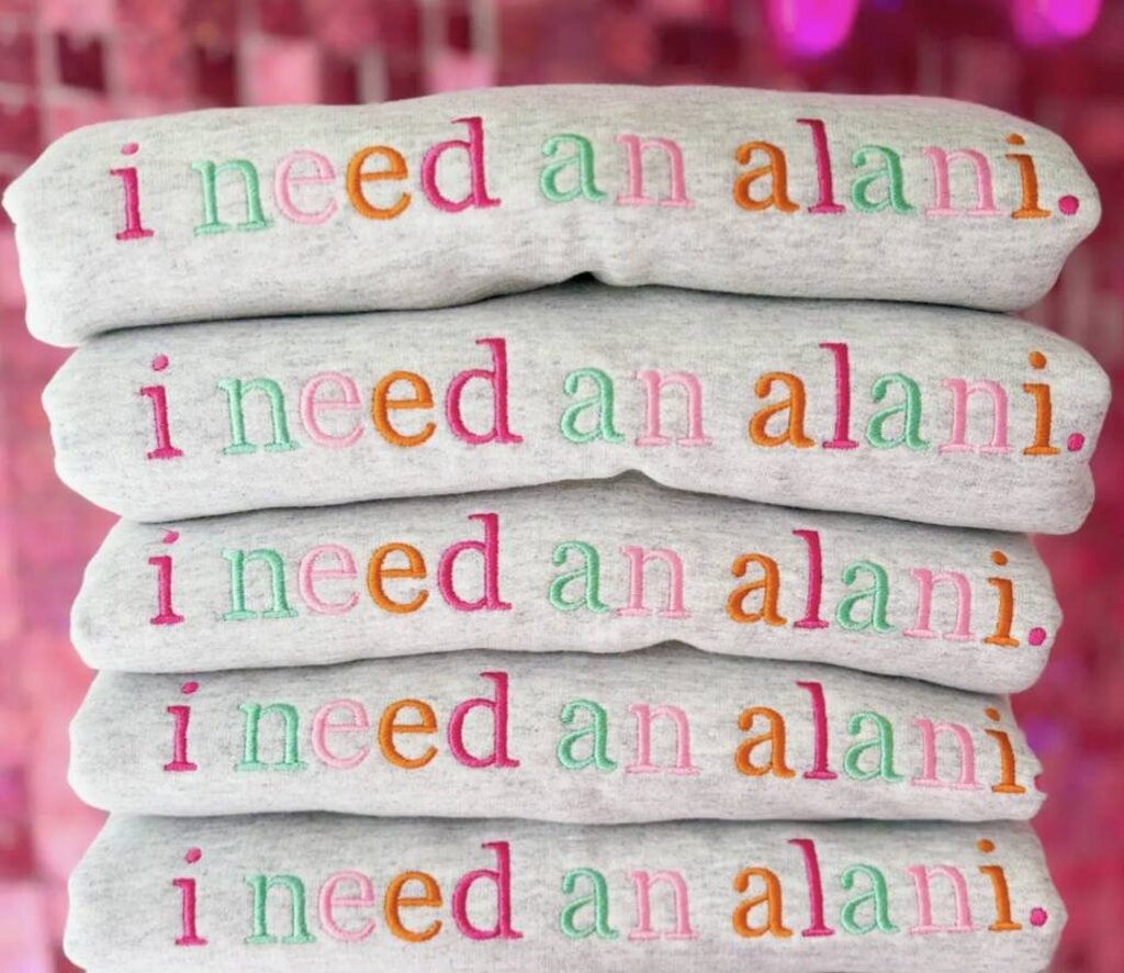 Alani Crewneck