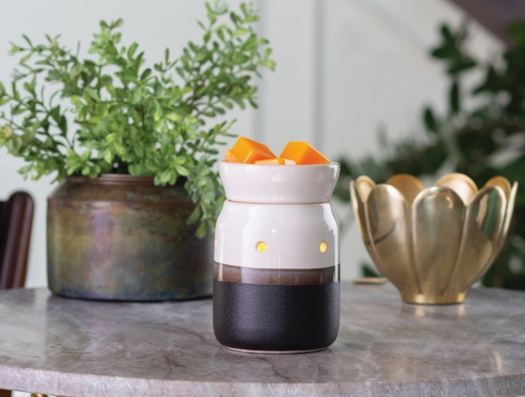 Illumination Warmer Ivory & Iron