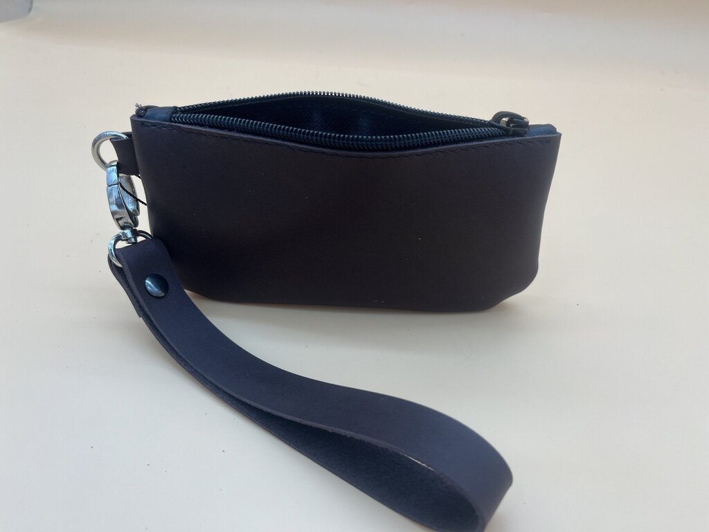 Leather Wristlet w/Zip Case