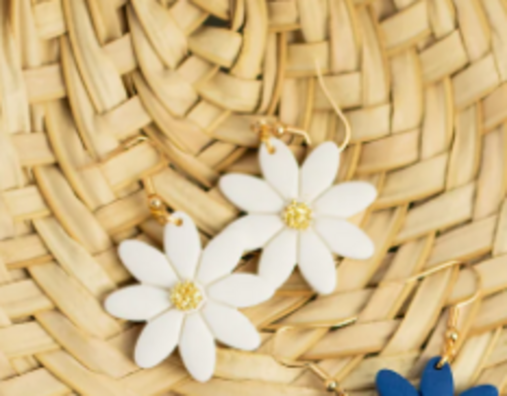 Clay Daisy Dangle
