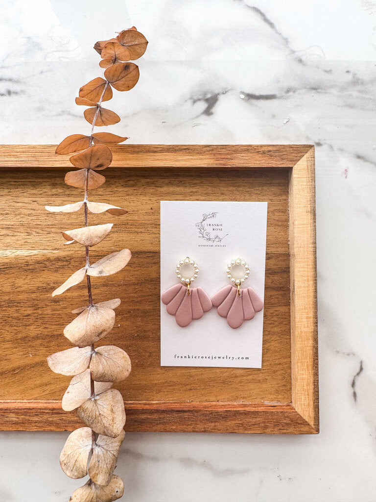 Pearl Shell Scallops