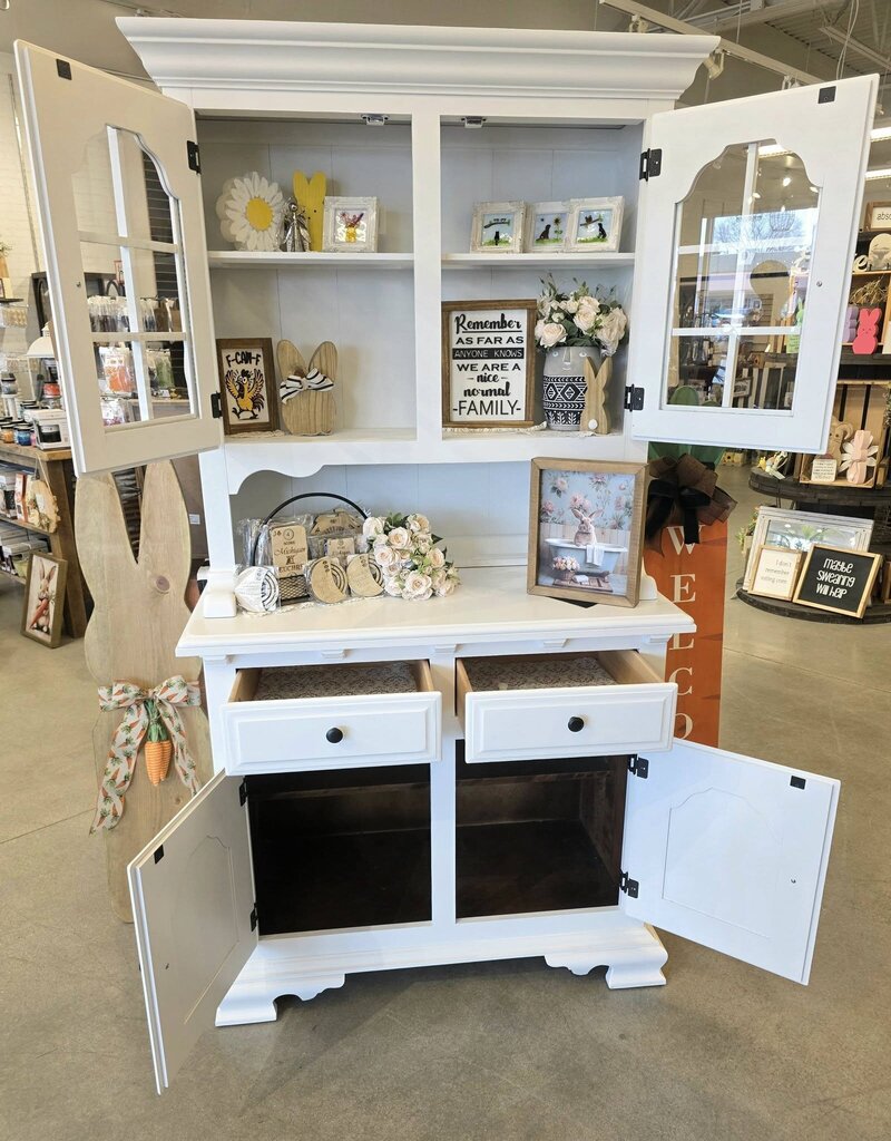 White Hutch