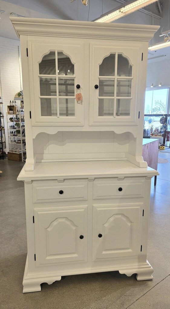 White Hutch