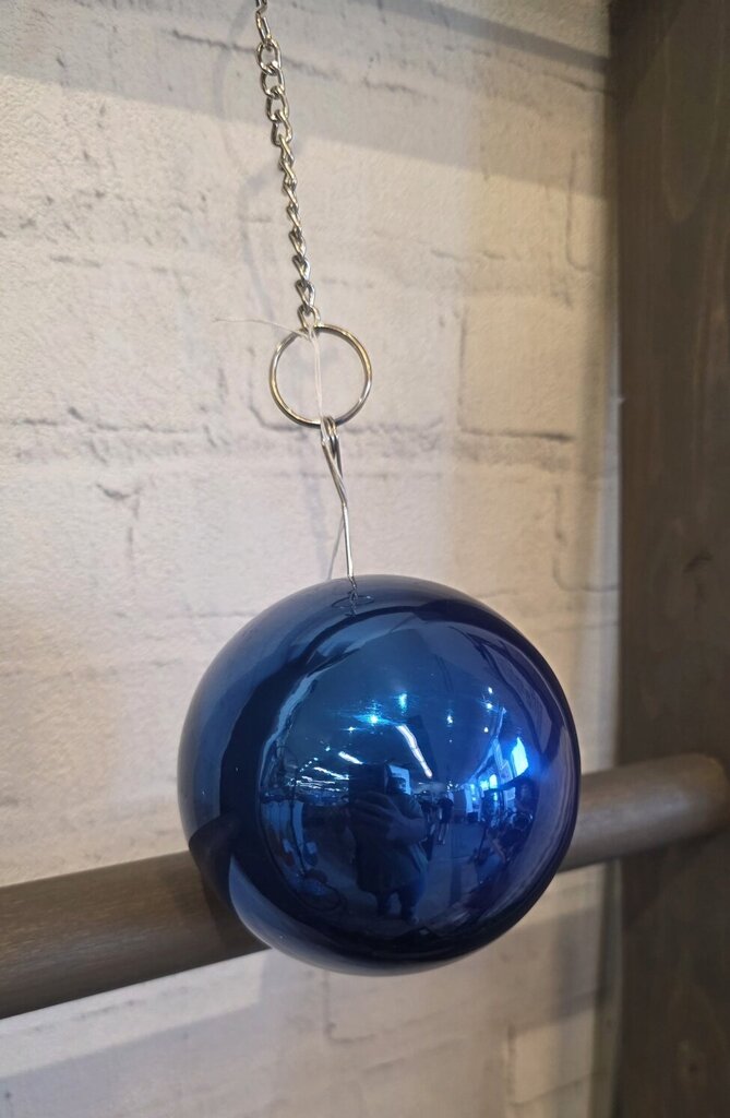 4in Metallic Globe