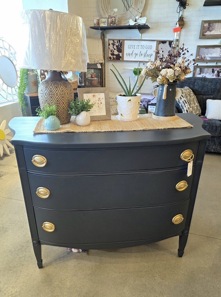 Basilisk Stars Dresser