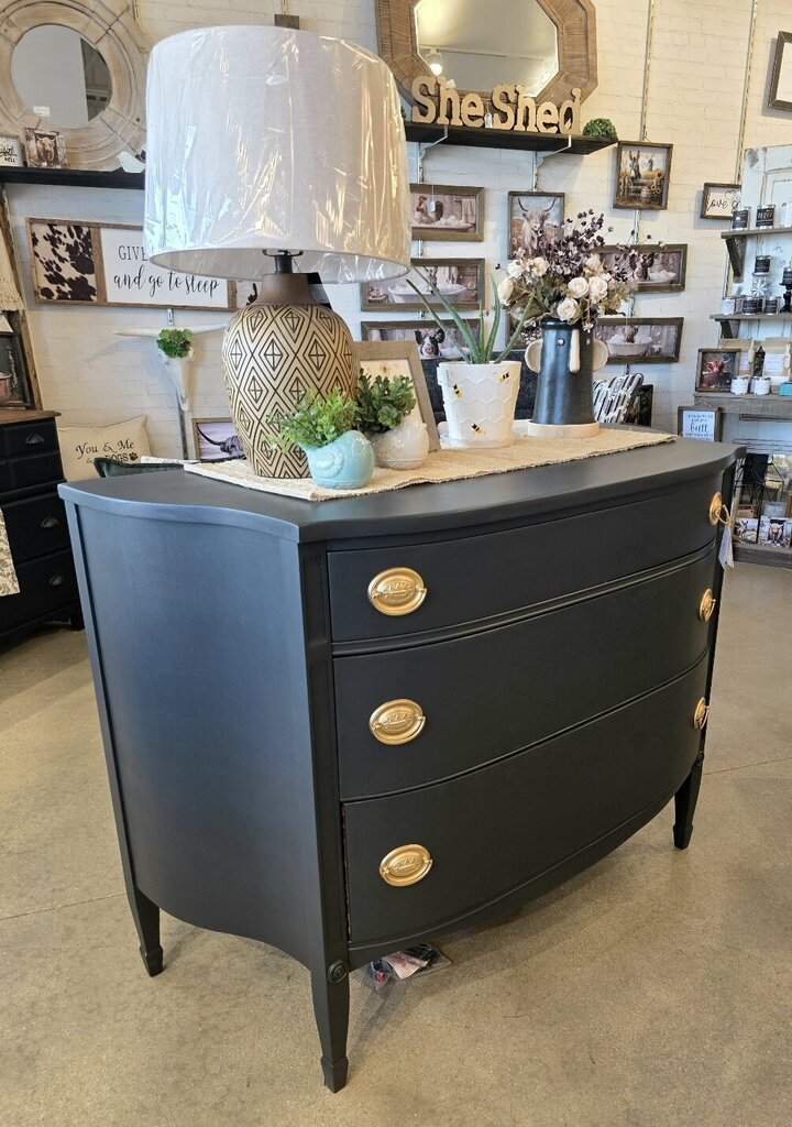 Basilisk Stars Dresser