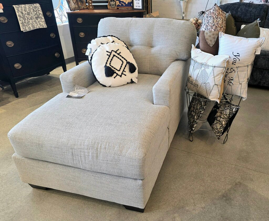 Pebble Chaise