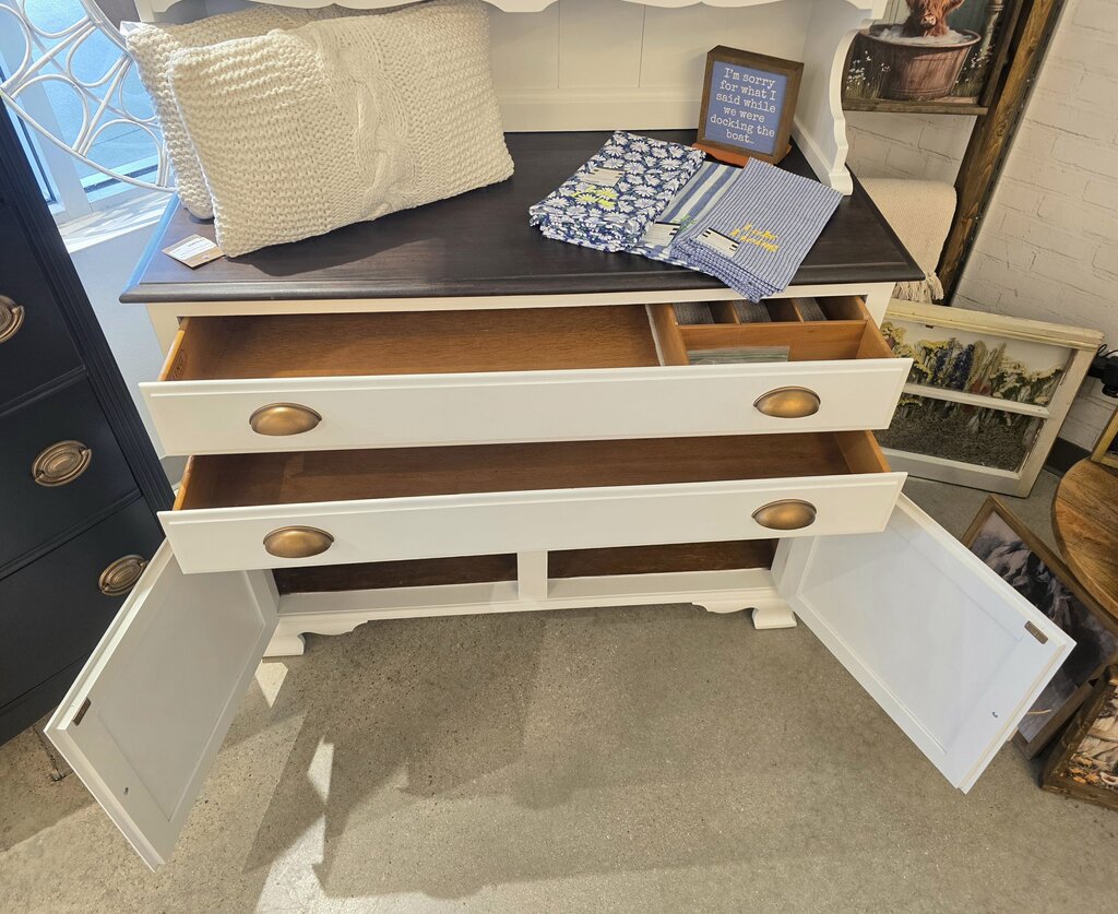 White hutch