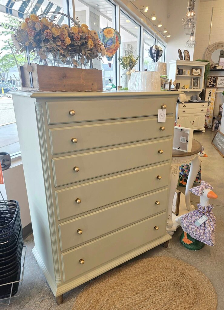 Ginkgo Green Dresser
