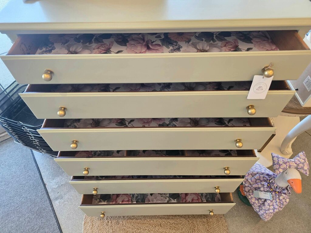 Ginkgo Green Dresser