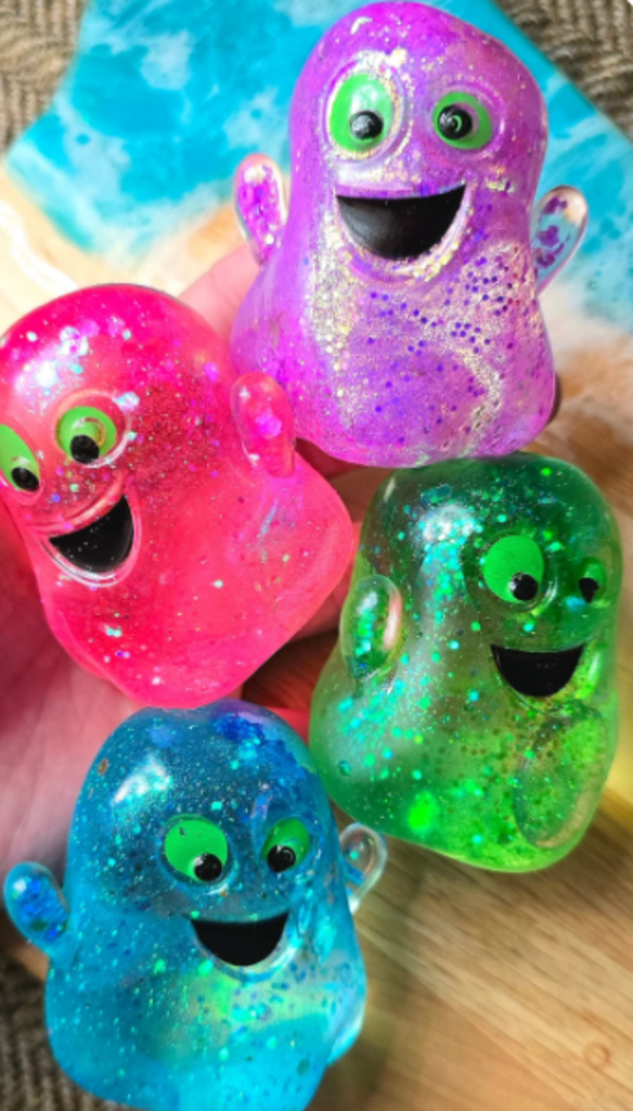 Squishy Glitter Ghost