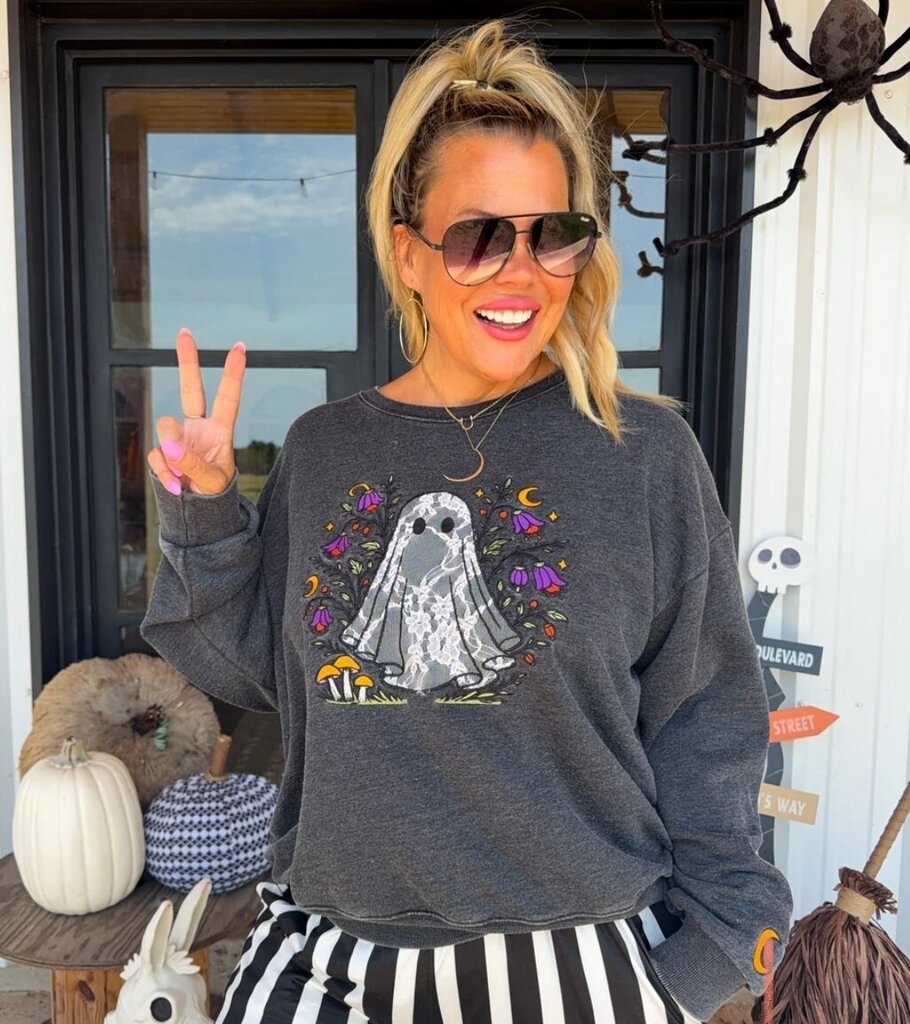 Lace Ghost in Bloom Crew