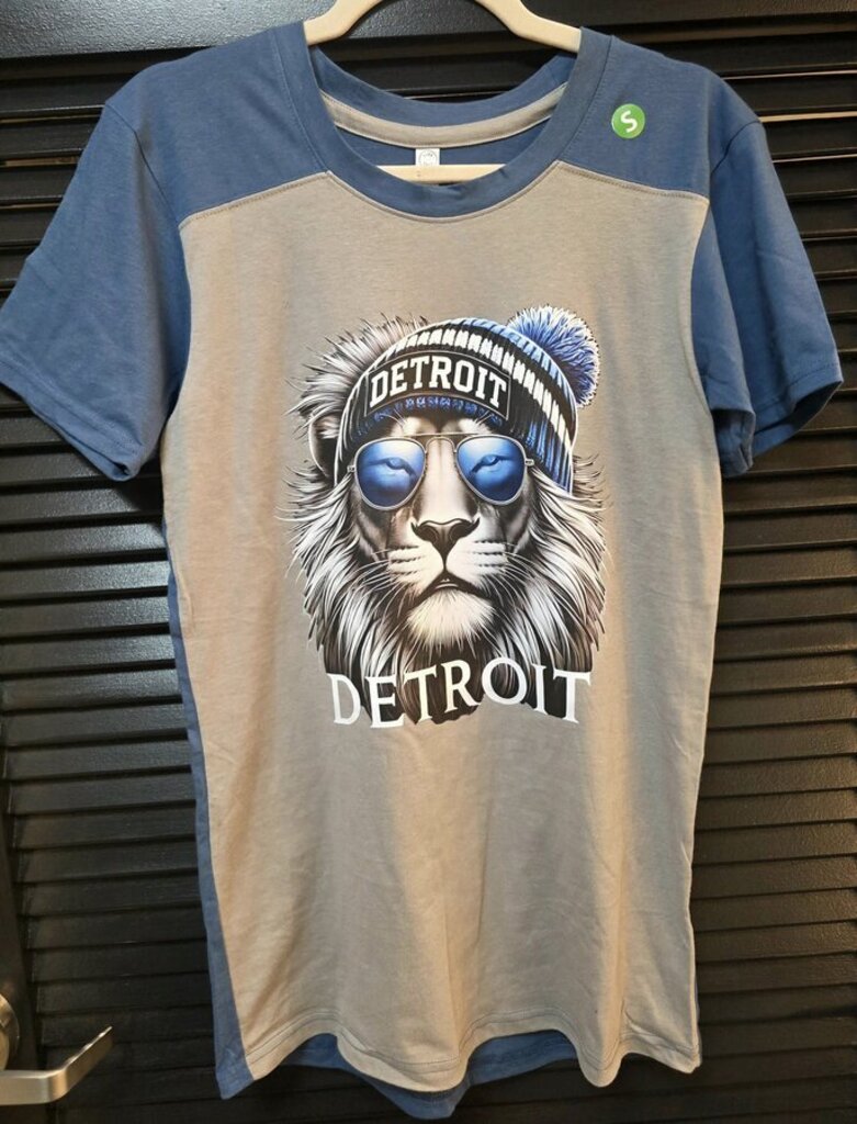 Shady Lion Color Block