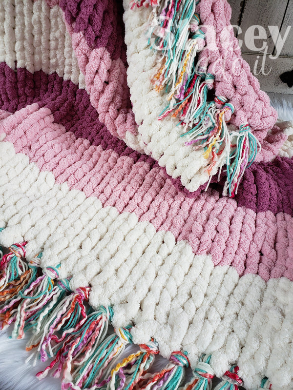 Beginner’s chunky yarn finger knitted blanket workshop 09/16 2pm